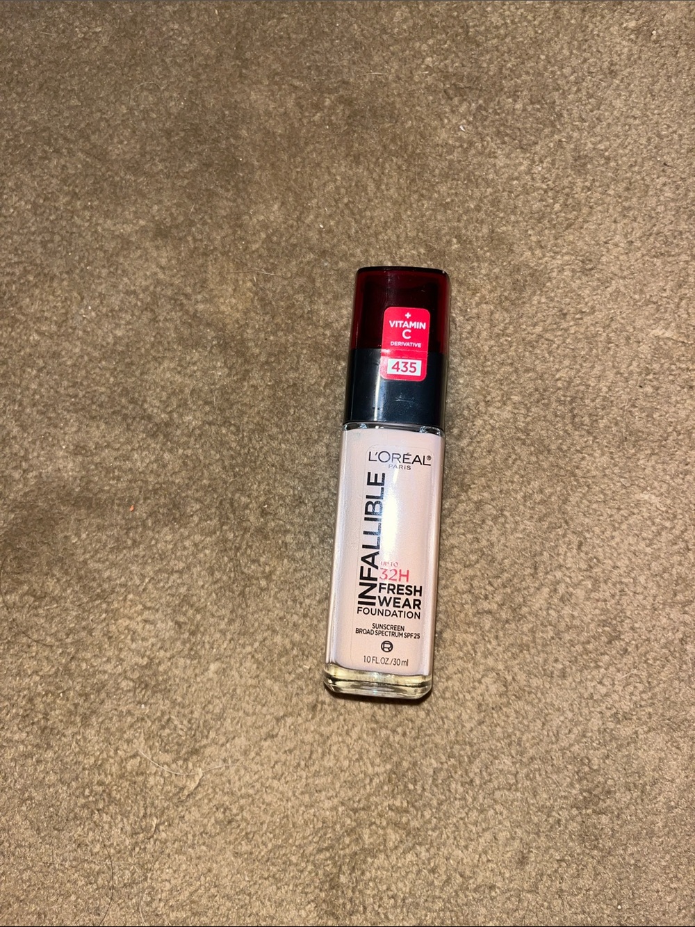 L'Oreal Infallible Fresh Wear Foundation - Beige 435 with Red Cap